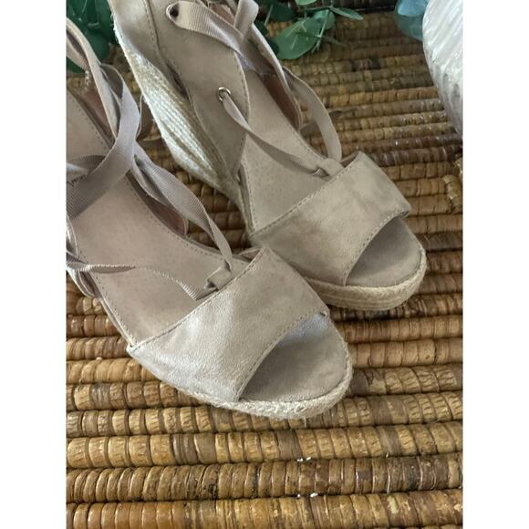 Anthropologie Tan Wedges - Picture 5 of 11